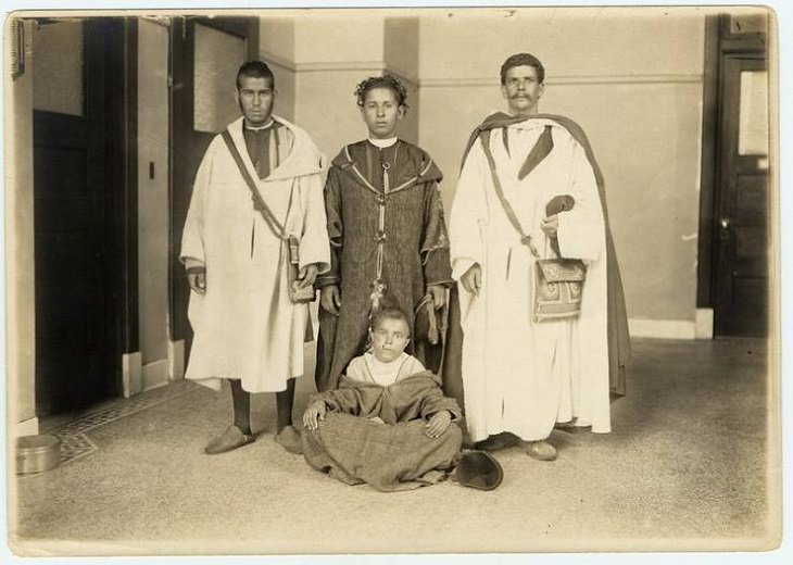 Portraits of Ellis Island Immigrants, Moroccan immigrants