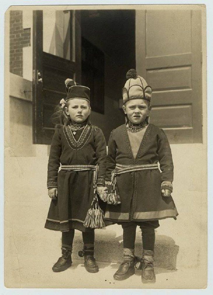 Portraits of Ellis Island Immigrants, Swedish children