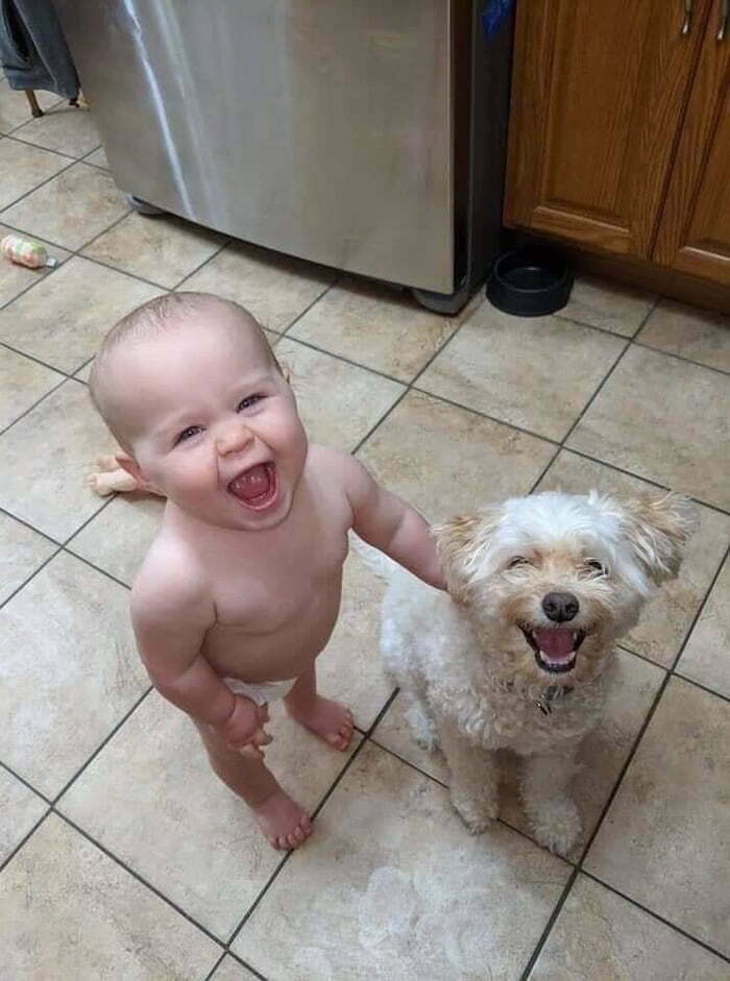 Adorable Friendships Between Kids & Their Dogs, happy baby and dog