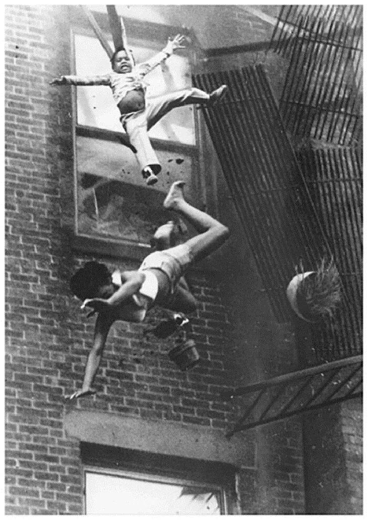 Pulitzer Prize-Winning Photos, Fire Escape 