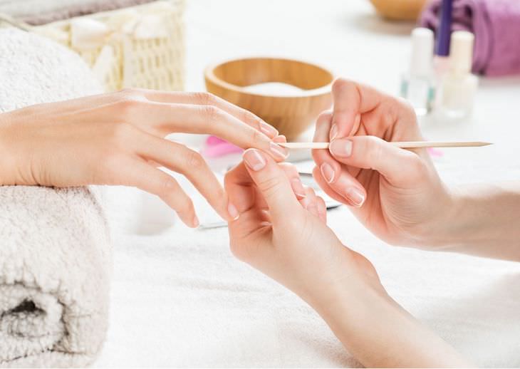 7 Causes For White Spots to Appear On Your Nails, manicure