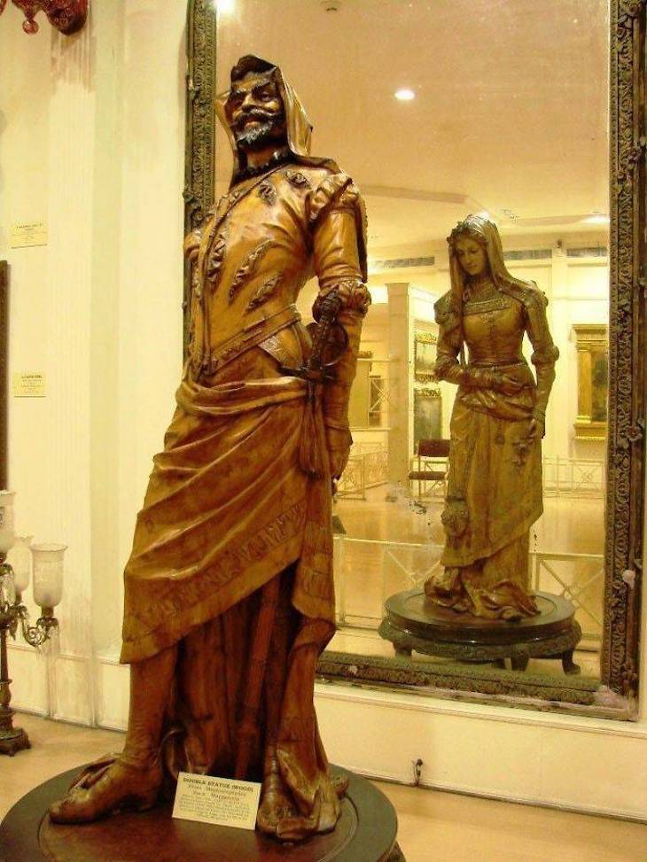 Incredible Museum Exhibits , The 19th-century two-sided statue of Mephistopheles And Margaretta at The Salar Jung Museum In India