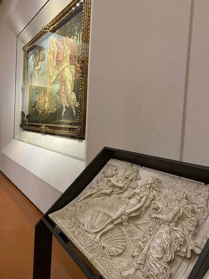 Incredible Museum Exhibits  tactile versions of paintings At the Uffizi Gallery in Florence