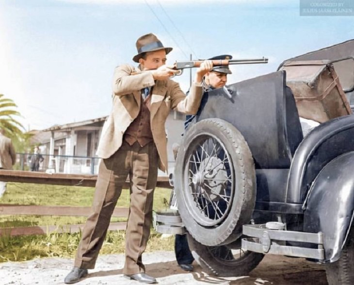 Colorized Historic Pics, shooting 