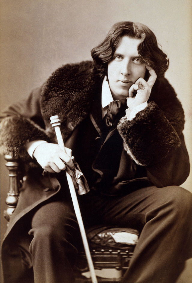 Strange Habits of Famous Writers Oscar Wilde