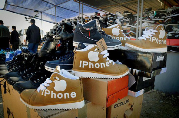 Fake Brands, Iphones