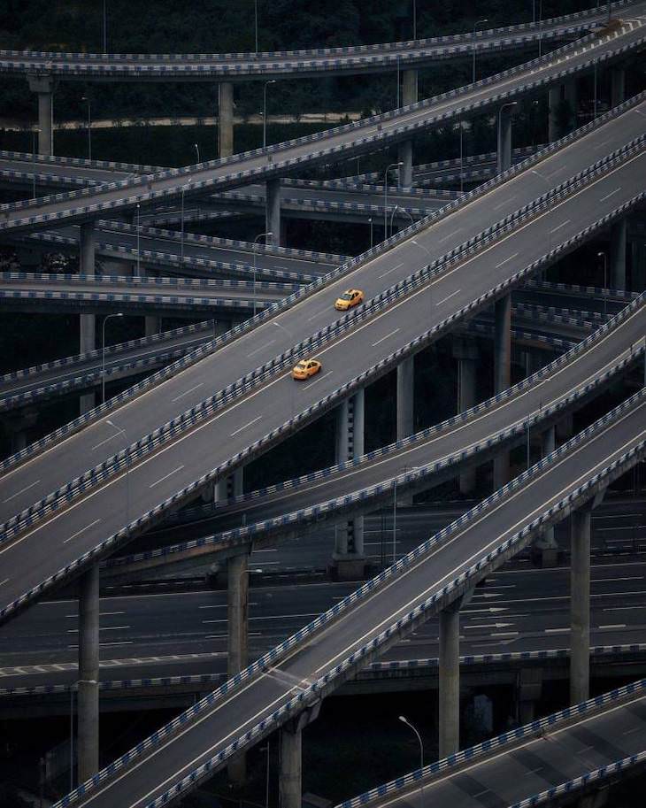 21 Stunning Spots Around the World, Chongquing overpass