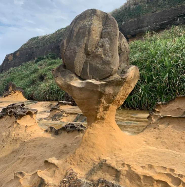 Confusing items wind erosion of a rock