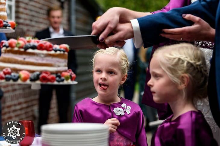 The FdB Awards' Top Wedding Photos of the Year little girls and cake