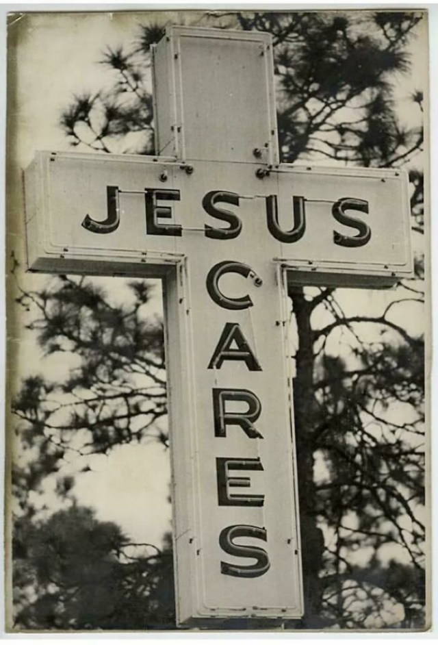 Funny Signs Jesus Scares