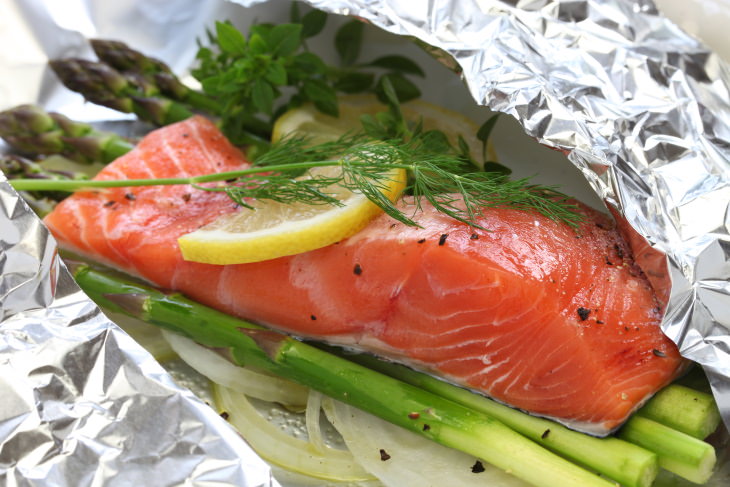 Dishwasher Hacks salmon in foil