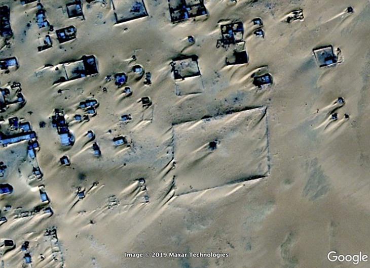 Google Earth images, Assamakka