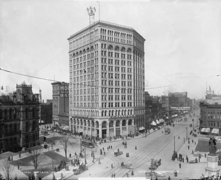 Lost American Buildings, Majestic Building