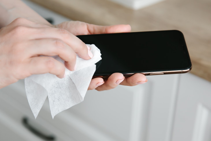 Items You're Using Wrong clean phone wipe