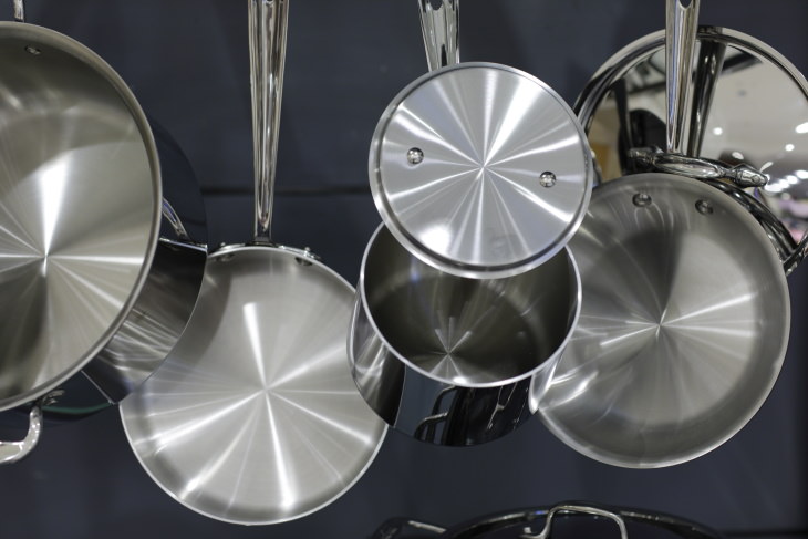 Items You're Using Wrong Stainless steel pans