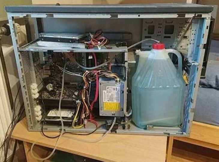  Bizarre Tech Fails A "watercooled" PC