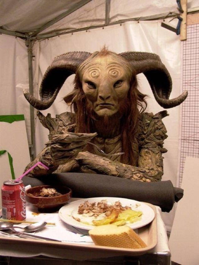 Behind-the-Scene Photos From Movies Pan's Labyrinth (2006)