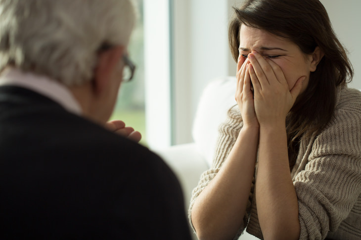 Tips for Handling a Difficult Conversation woman crying during conversation
