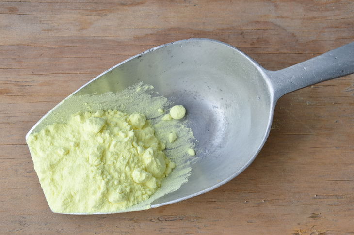 7 Great Sources of Sulfur and Their Health Benefit sulfur powder