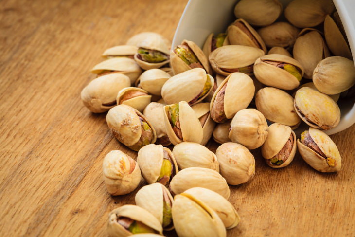 The Best and Worst Foods for Energy Pistachios