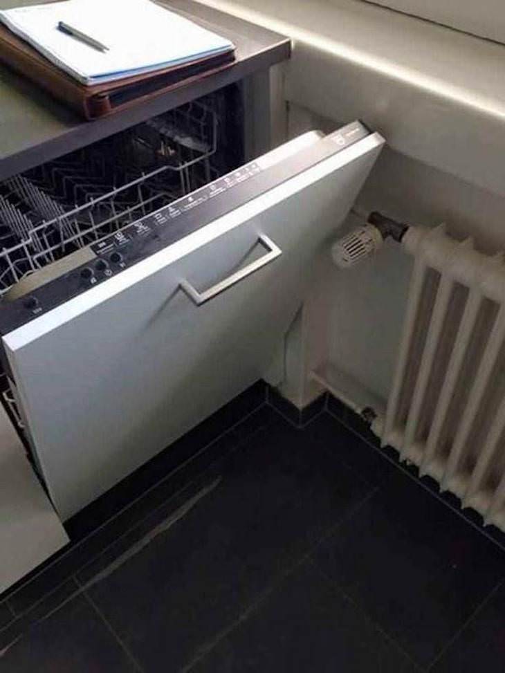 15 Hilarious Failures at Simple Tasks dishwasher