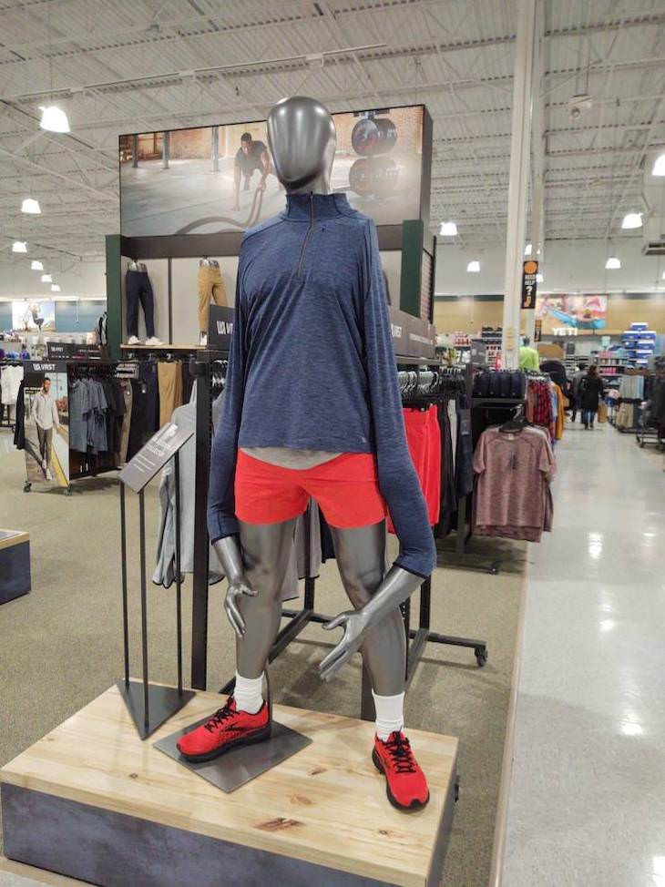 15 Hilarious Failures at Simple Tasks mannequin 