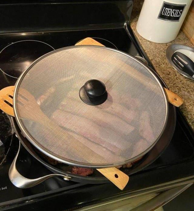 Cooking Tricks splatter shield