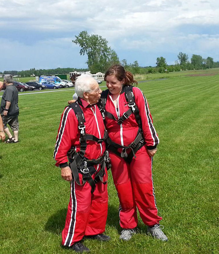 Super Cool Seniors Who Love Life to the Fullest skydiving