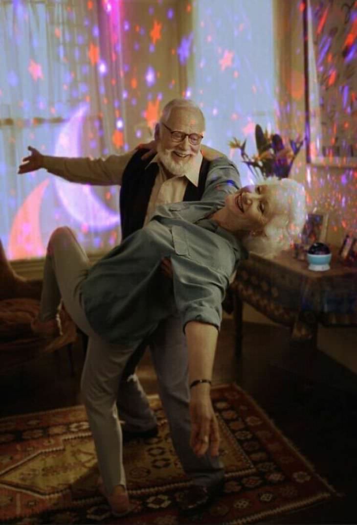 Super Cool Seniors Who Love Life to the Fullest dancing