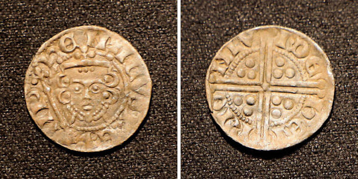 Incredible Items Unearthed by Metal Detectors hammered coin