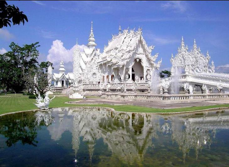 Fairytale-Like Pics, White Temple 