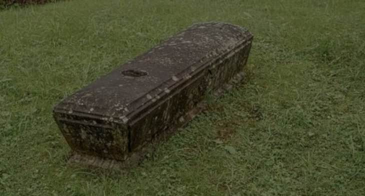 Strange and Creepy Facts on Various Topics coffin