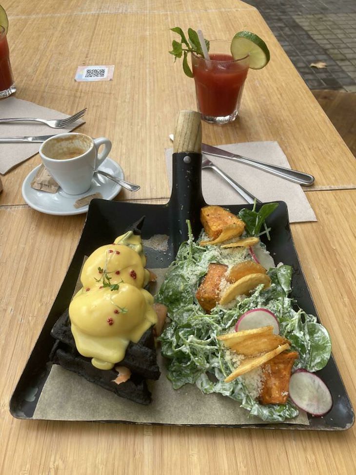 Ridiculous restaurant servings shovel