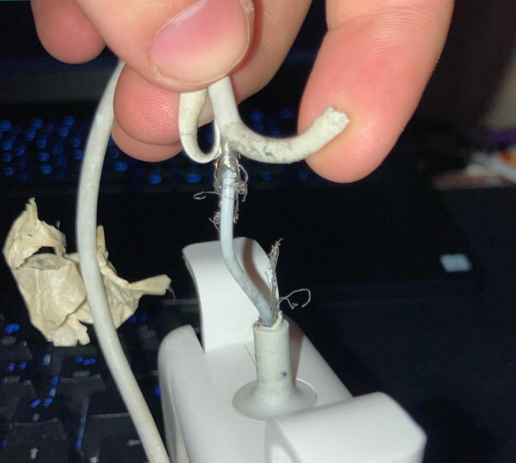 Tech Fails laptop charger