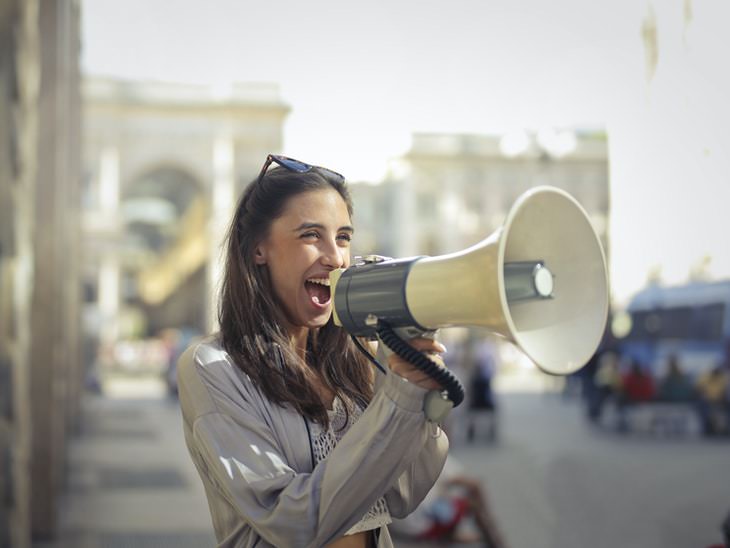 Obsolete English Terms loud speaker