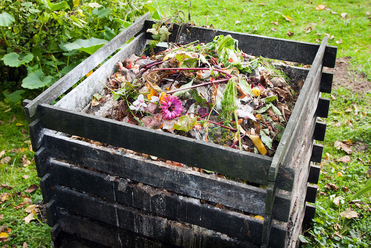 What To Do with Old Clothes Instead of Toss Them compost