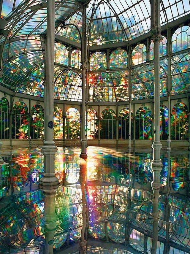 Poignant Photos Room of Rainbows at the Palacio de Cristal 