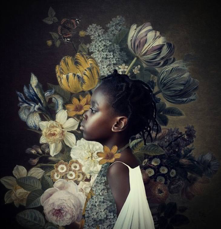 2021 Creative Photo Awards African Flower by Reiny Bourgonje