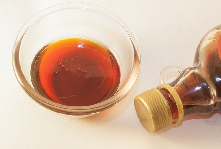 Honey vs. Maple Syrup, healthy