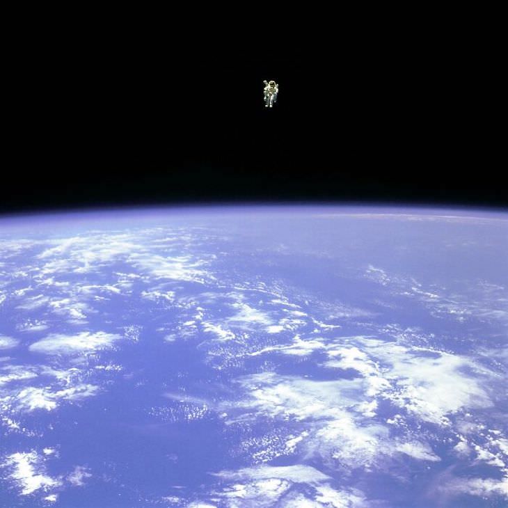 18 Photos Showcasing Earth Is Wonderful Bruce McCandless in space