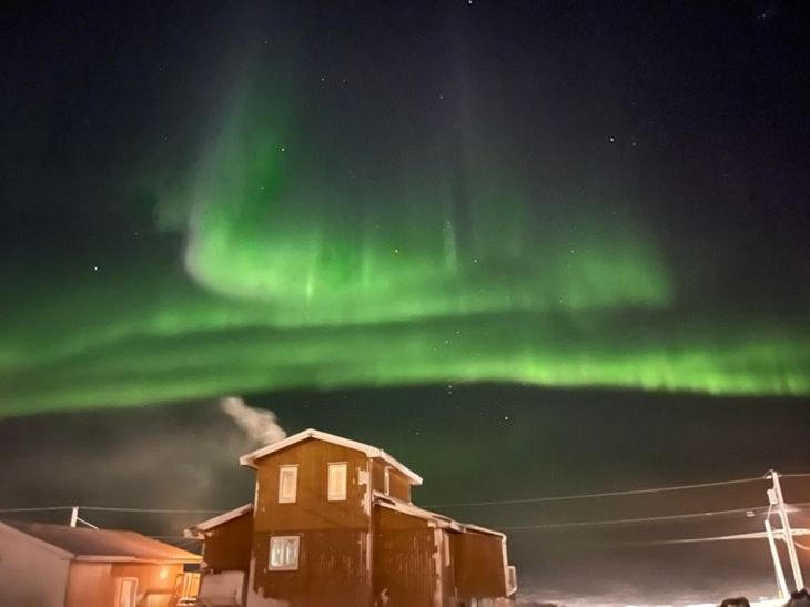 Life in Canada, Northern lights 