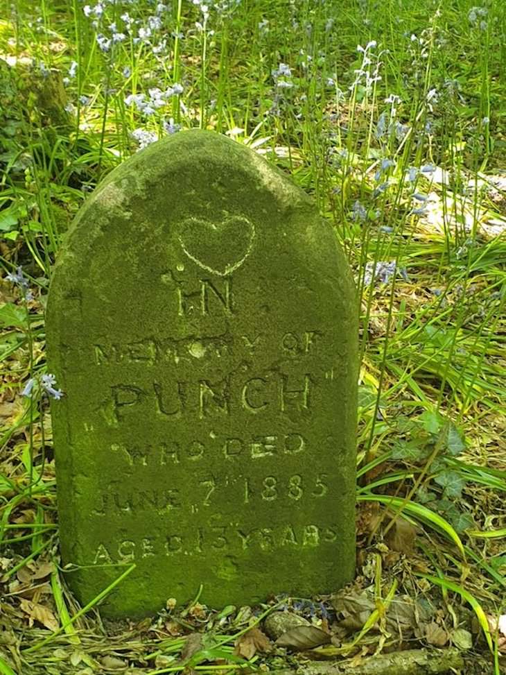 Eerily Handsome Abandoned Buildings gravestone