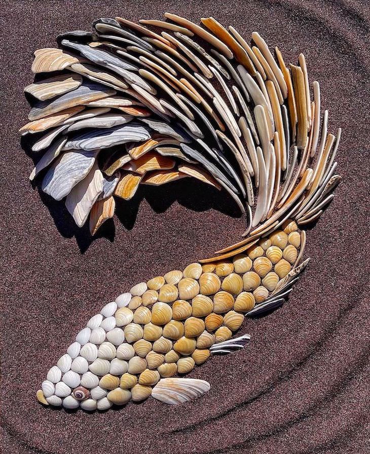 Lovely Animal Sculptures Made of Seashells koi fish