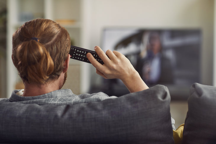 How to Recognize and Overcome Avoidance Behavior watching tv