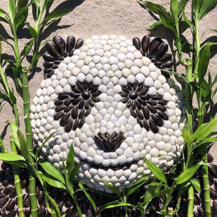 Lovely Animal Sculptures Made of Seashells panda