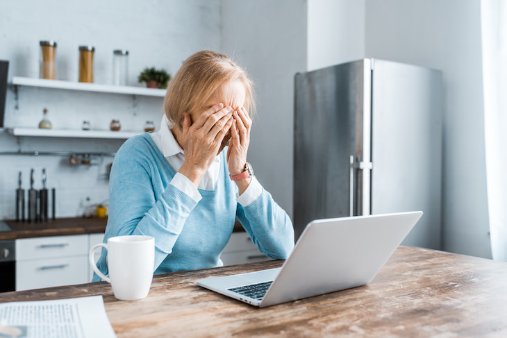 4 Causes for Lack of Appetite In the Morning stressed woman