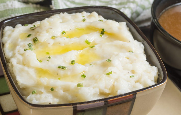 Leftovers You Shouldn't Reheat Mashed Potatoes