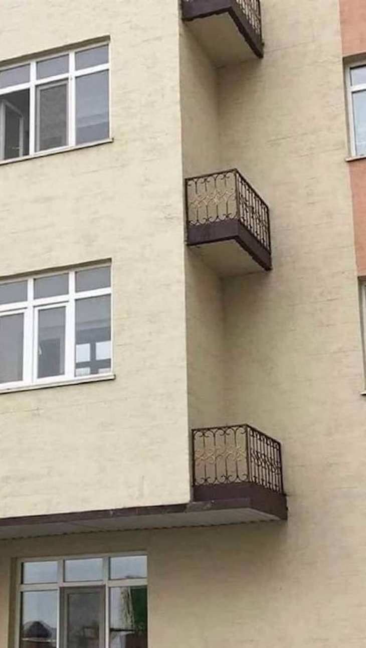 Funny Fails balcony