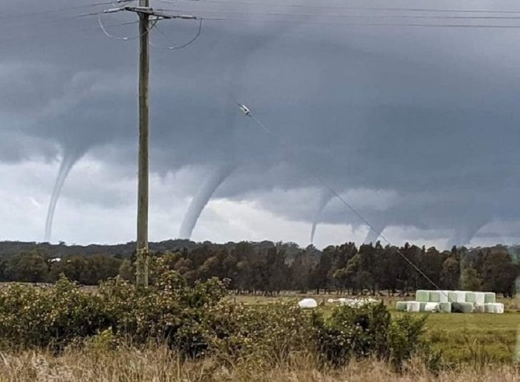 Nature Pics,waterspouts 