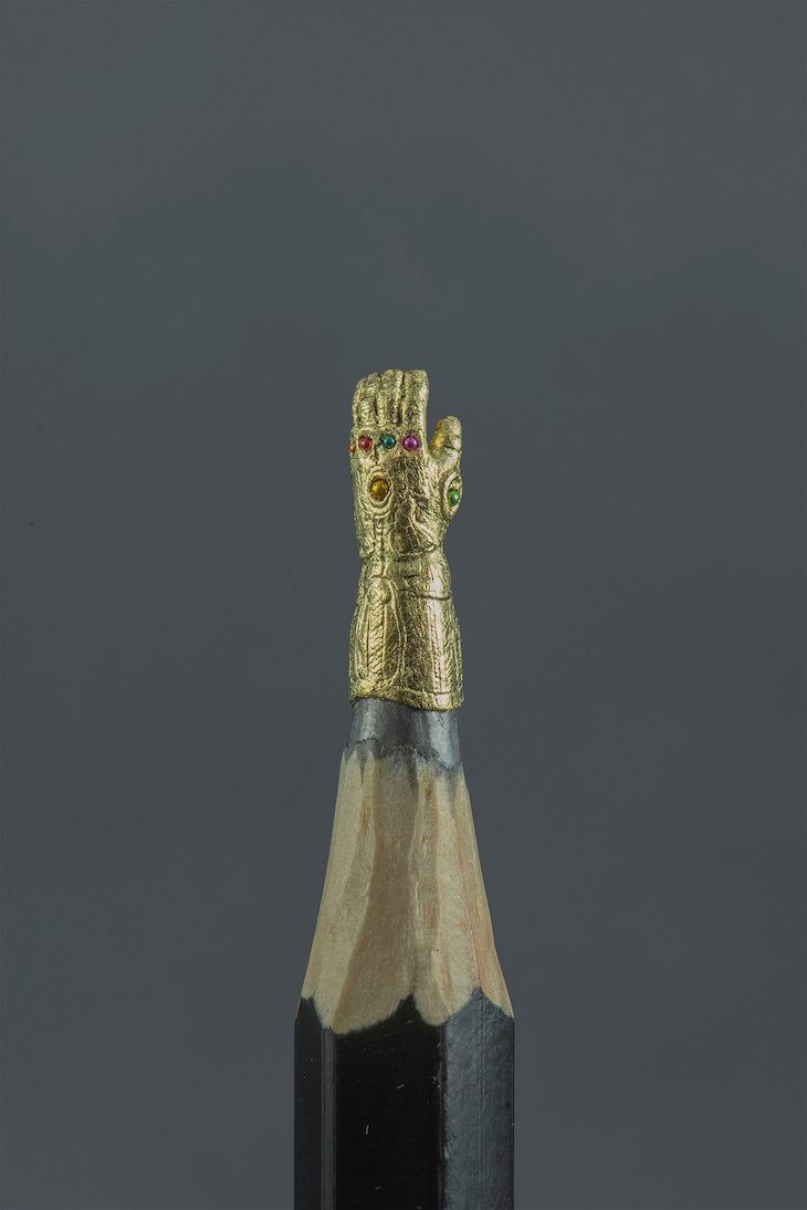 Pencil lead sculptures by Jasenko Đorđević golden hand